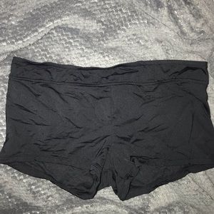 NEVER WORN SWIM SHORTS